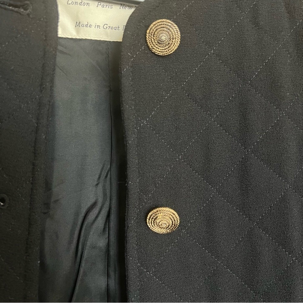 VTG Jaeger Jacket/Blazer SZ 12 BLK Quilted Retro Classic Cropped Button Up - Picture 4 of 13